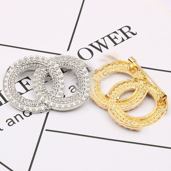 wholesale brand designer round double letter gold silver pearl brooch women pearl rhinestone letter brooch suit laple pin fashion jewelry ac, Gray
wholesale brand designer round double letter gold silver pearl brooch women pearl rhinestone letter brooch suit laple pin fashion jewelry ac, Gray