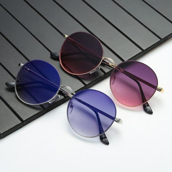 sunglasses fashion trend oval glasses avant garde retro classic for men and women, White;black
sunglasses fashion trend oval glasses avant garde retro classic for men and women, White;black