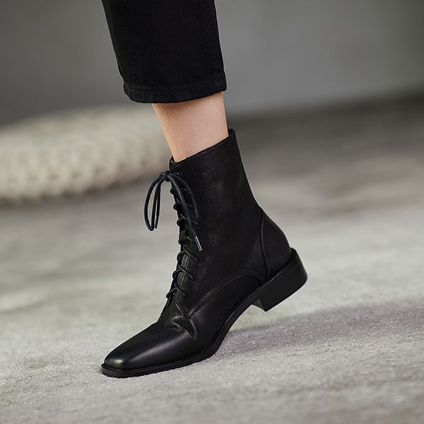 fashion women boots genuine leather lace up ladies ankle boots handmade soft leather autumn basic shoes woman 2021 autumn new, Black
fashion women boots genuine leather lace up ladies ankle boots handmade soft leather autumn basic shoes woman 2021 autumn new, Black