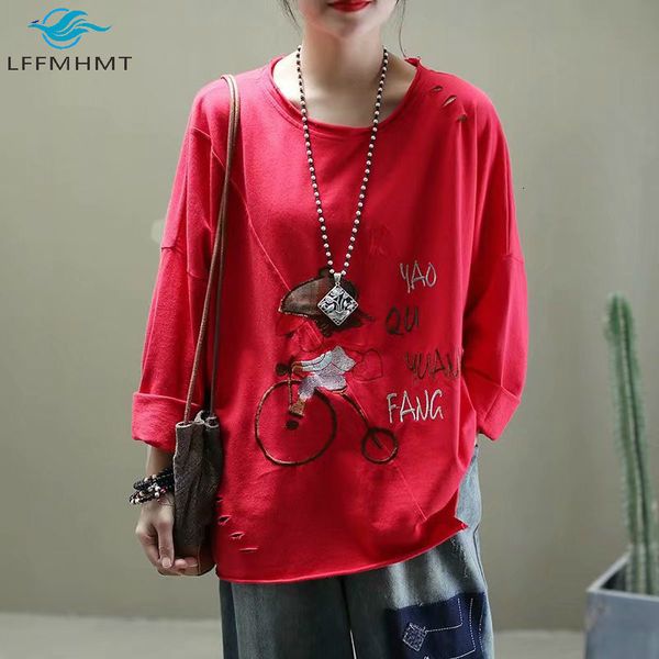 2021 new women spring fall fashion long sleeve girl patchwork embroidery t-shirt female pullover ripple hole vintage tee cotton chic wb, White
2021 new women spring fall fashion long sleeve girl patchwork embroidery t-shirt female pullover ripple hole vintage tee cotton chic wb, White