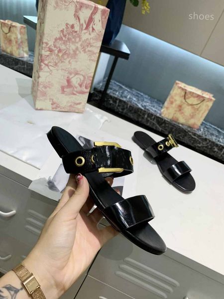the new summer of 2021 luxury designer slippers, flat ladies' sandals, sandal house shoes, with letters, with boxes, Black
the new summer of 2021 luxury designer slippers, flat ladies' sandals, sandal house shoes, with letters, with boxes, Black