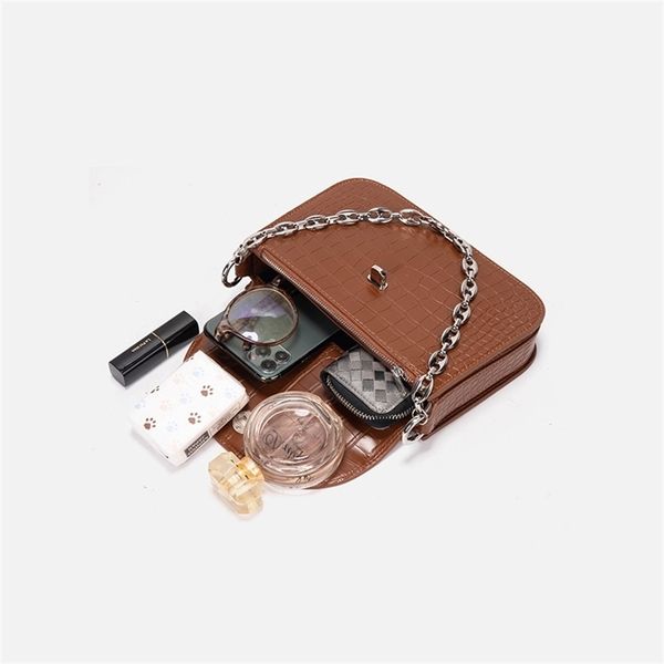 niche design 2021 new crocodile texture small square women's advanced leisure one shoulder messenger bag
niche design 2021 new crocodile texture small square women's advanced leisure one shoulder messenger bag