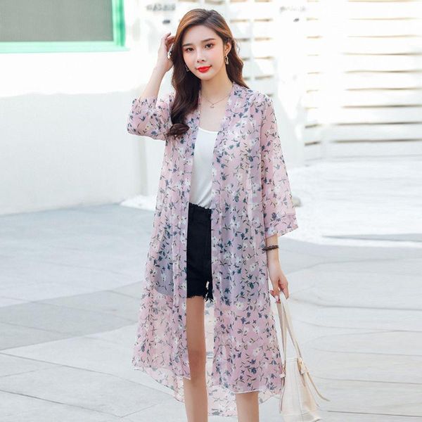 women's blouses & shirts 2021 loose sunscreen women summer sleeve chiffon printed vintage cardigan shawl mid-length fashion beach thin, White
women's blouses & shirts 2021 loose sunscreen women summer sleeve chiffon printed vintage cardigan shawl mid-length fashion beach thin, White