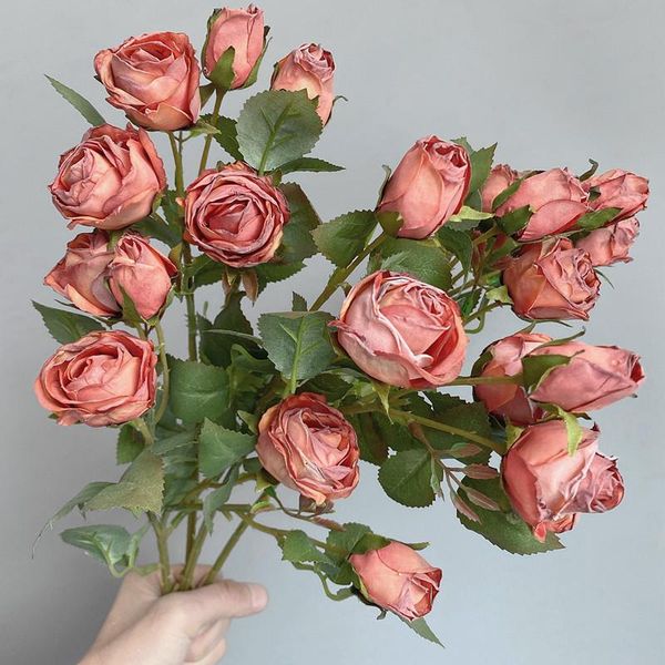 autumn fall luxury dried-looking mini roses branch with leaf artificial silk flowers indie room decor flores artificiales
autumn fall luxury dried-looking mini roses branch with leaf artificial silk flowers indie room decor flores artificiales