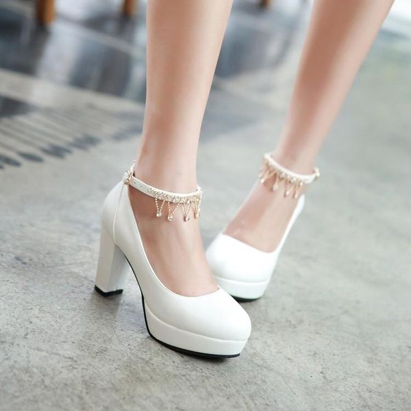 dress shoes magical2021 autumn sweet korean rhinestone one-character button thick single princess high heel bridesmaid girls' students, Black
dress shoes magical2021 autumn sweet korean rhinestone one-character button thick single princess high heel bridesmaid girls' students, Black