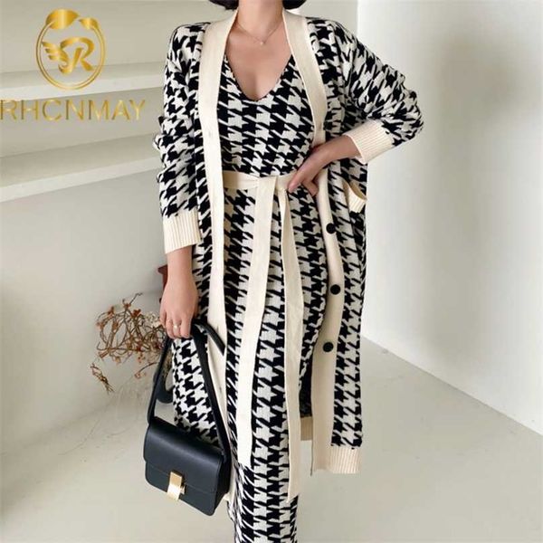 korean sweater set fashion vintage style v-neck long knitted coat + houndstooth vest dress female two-piece suit 211106, White
korean sweater set fashion vintage style v-neck long knitted coat + houndstooth vest dress female two-piece suit 211106, White