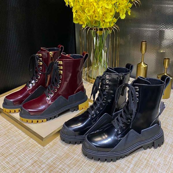 designer boots men women chelsea boot genuine leather autumn ankle booties cowhide fabric tpu outsole martin size 36-45 with box, Black
designer boots men women chelsea boot genuine leather autumn ankle booties cowhide fabric tpu outsole martin size 36-45 with box, Black