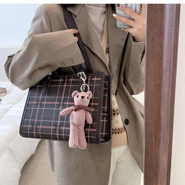 cross body pu leather messenger crossbody bags women luxury small handbags rivet chain brand designer lady shoulder bag
cross body pu leather messenger crossbody bags women luxury small handbags rivet chain brand designer lady shoulder bag
