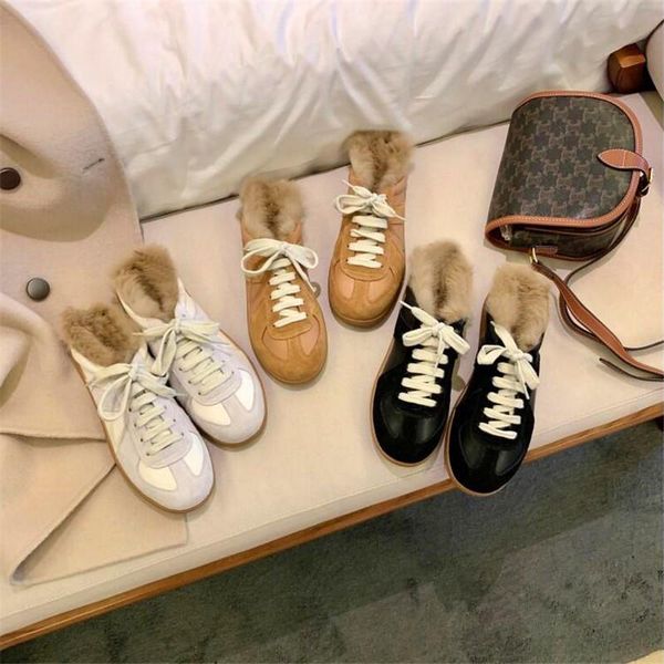 slippers fur ladies one system with black brown grey color matching winter casual
slippers fur ladies one system with black brown grey color matching winter casual
