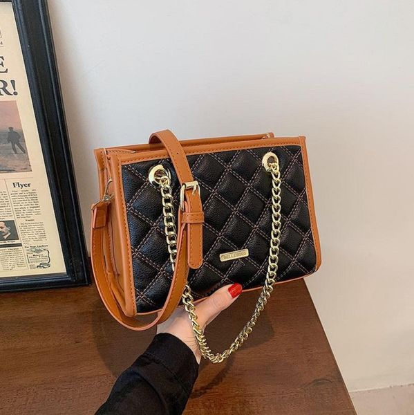 shoulder bags trendy one-shoulder handbags autumn 2021 rhombic fashion messenger bag temperament contrast color chain handbag
shoulder bags trendy one-shoulder handbags autumn 2021 rhombic fashion messenger bag temperament contrast color chain handbag