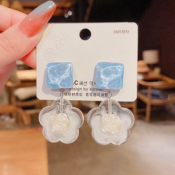 wholesale price classic design studs titanium steel screw with drill earrings semi-circular opening with drill earrings for women gift 3k170, Golden;silver
wholesale price classic design studs titanium steel screw with drill earrings semi-circular opening with drill earrings for women gift 3k170, Golden;silver