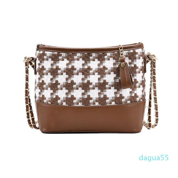 cross body 2021 women's bag single shoulder crossbody handbag collision color rhombus chain pu and woven material
cross body 2021 women's bag single shoulder crossbody handbag collision color rhombus chain pu and woven material