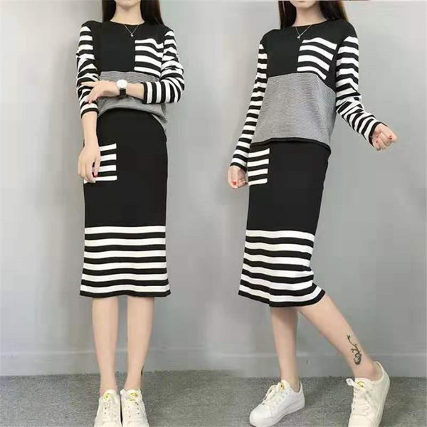 two piece dress 2021 autumn knitted womans suits loose long sleeve sweater and irregular skirts 2 set woman, White
two piece dress 2021 autumn knitted womans suits loose long sleeve sweater and irregular skirts 2 set woman, White