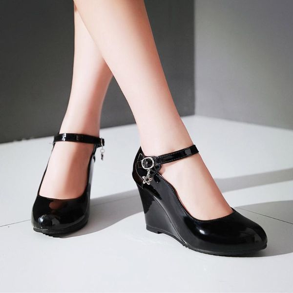 dress shoes women's fashion casual strappy thick-bottom sandals female beach bohemia comfort thick platform closed toe plus size, Black
dress shoes women's fashion casual strappy thick-bottom sandals female beach bohemia comfort thick platform closed toe plus size, Black