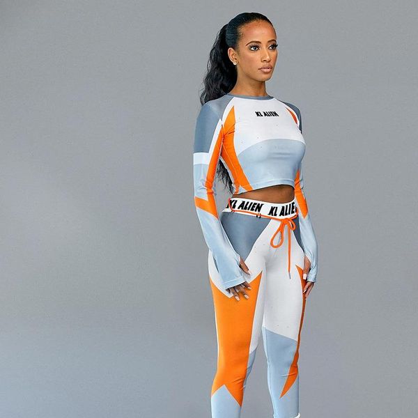 women long sleeve cropslim outfit tracksuit two pieces set letter print high elastic skinny leggings female sportswear, Gray 
women long sleeve cropslim outfit tracksuit two pieces set letter print high elastic skinny leggings female sportswear, Gray