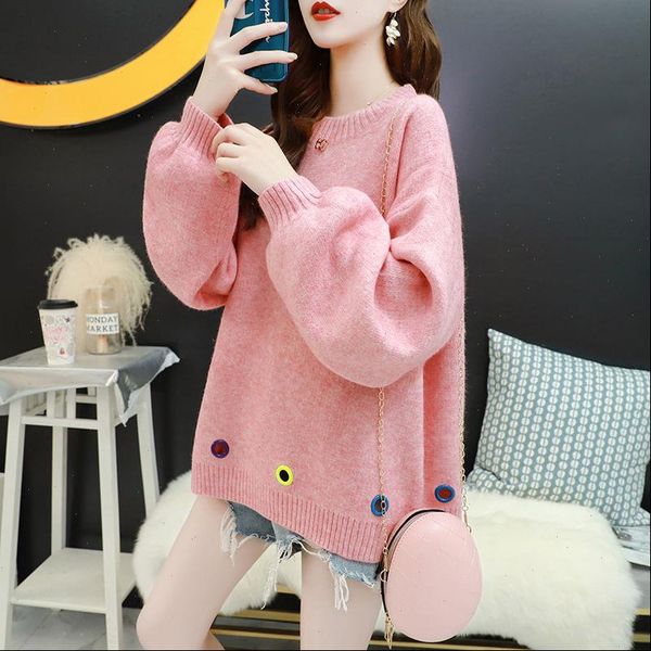 2021 autumn and winter new personality sweater female korean version of the loose set of sweet wear wild sweater, White;black 
2021 autumn and winter new personality sweater female korean version of the loose set of sweet wear wild sweater, White;black