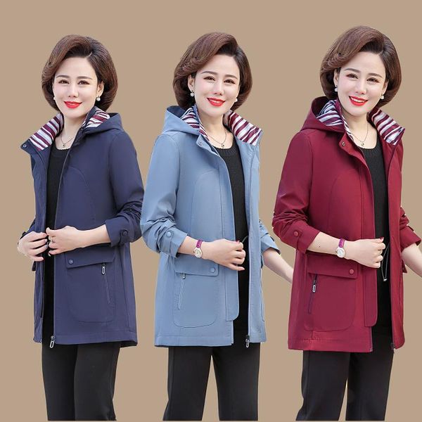 women's trench coats 2021 spring autumn coat women windbreaker large size hooded zipper outwear mother dress, Tan;black
women's trench coats 2021 spring autumn coat women windbreaker large size hooded zipper outwear mother dress, Tan;black