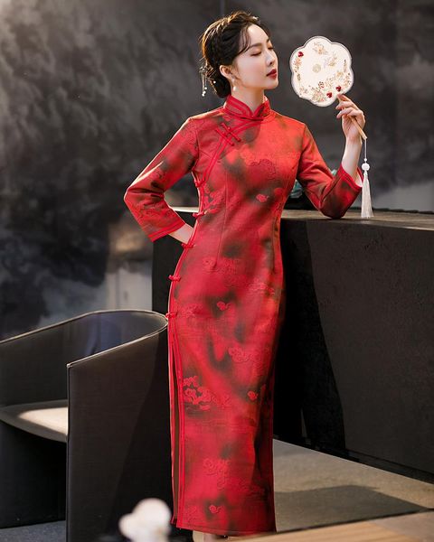 ethnic clothing women elegant long sleeve slim qipao chinese style modern 2021 improved retro red print suede cheongsam
ethnic clothing women elegant long sleeve slim qipao chinese style modern 2021 improved retro red print suede cheongsam
