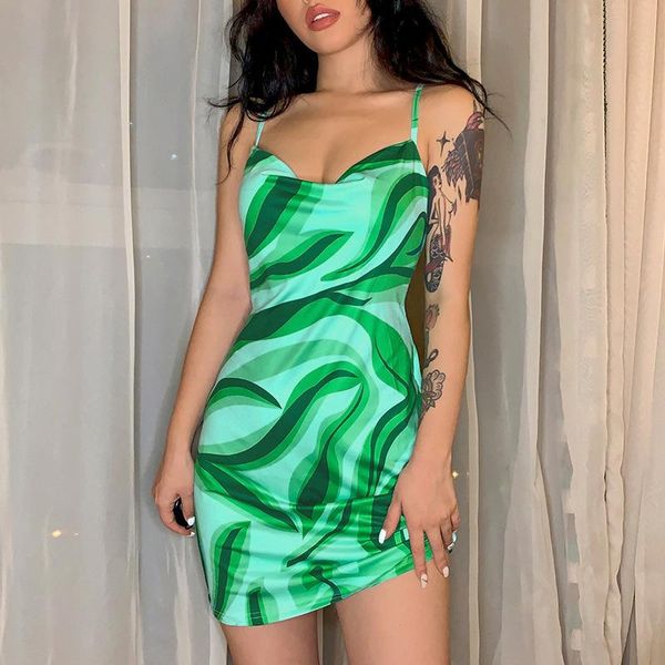 women's swimwear 2021 abstract print halter cross-slim bag hip sling dress, White;black
women's swimwear 2021 abstract print halter cross-slim bag hip sling dress, White;black