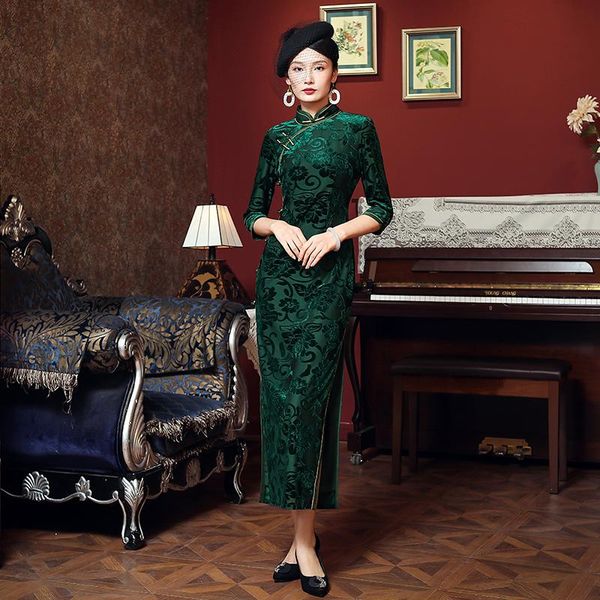 ethnic clothing miss four high-end models winter warm velvet cheongsam long-sleeved long young temperament old shanghai daily to wear, Red
ethnic clothing miss four high-end models winter warm velvet cheongsam long-sleeved long young temperament old shanghai daily to wear, Red