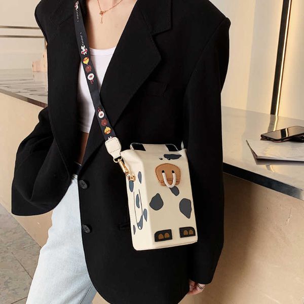 milk box carton shape shoulder crossbody bag cute purses and handbags for women cow pattern clutch fashion novelty bags c0601
milk box carton shape shoulder crossbody bag cute purses and handbags for women cow pattern clutch fashion novelty bags c0601
