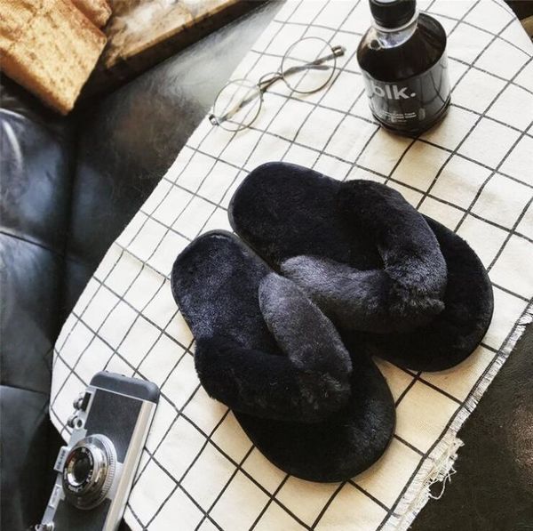 fall/winter 2021 new home indoor cotton sandals women flip flops plush flip flops thick-soled non-slip plus size plush slippers, Black
fall/winter 2021 new home indoor cotton sandals women flip flops plush flip flops thick-soled non-slip plus size plush slippers, Black