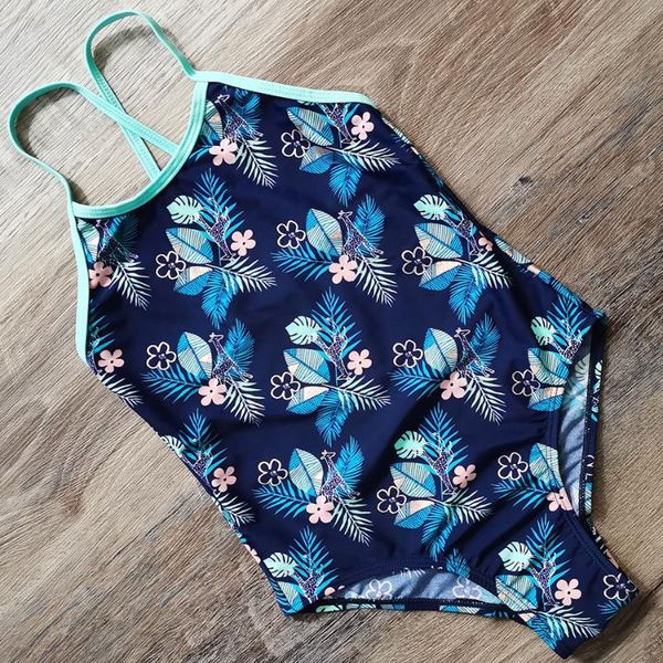 little girl swimwear tropical plant one piece swimsuit for girls cross back girl bathing suit monokini 2021 children beachwear
little girl swimwear tropical plant one piece swimsuit for girls cross back girl bathing suit monokini 2021 children beachwear