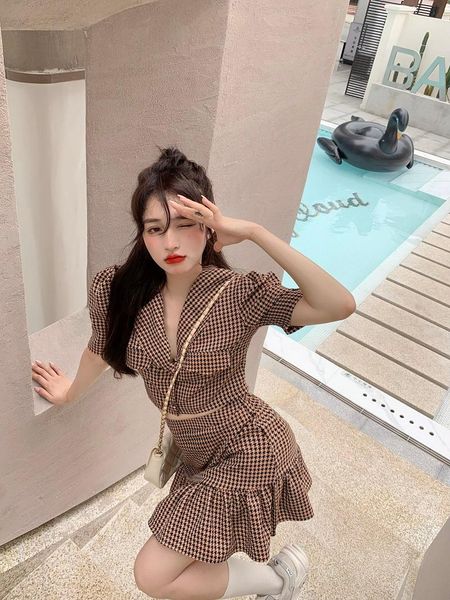 two piece dress sweet and spicy style suit summer 2021 retro hong kong slim slimming plaid short short-sleeved small women, White
two piece dress sweet and spicy style suit summer 2021 retro hong kong slim slimming plaid short short-sleeved small women, White
