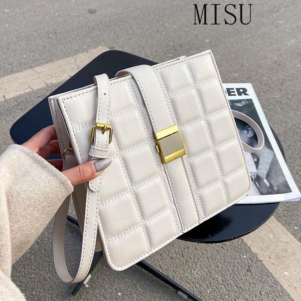 high-quality square shoulder bag 2021 autumn and winter new fashionable atmosphere one-shoulder women's designer messenger bag
high-quality square shoulder bag 2021 autumn and winter new fashionable atmosphere one-shoulder women's designer messenger bag
