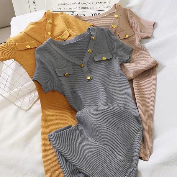 new women 2021 summer knitted female solid short sleeve v-neck casual sweater es fashion ladies slim midi vestidos a788ga4f, Black;gray
new women 2021 summer knitted female solid short sleeve v-neck casual sweater es fashion ladies slim midi vestidos a788ga4f, Black;gray
