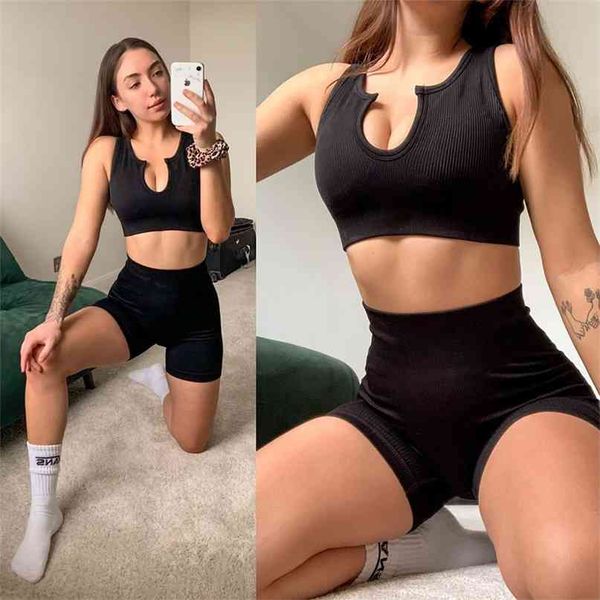 ribbed seamless sport set fitness women sets yoga suit crop bra shorts gym clothing workout clothes sportswear outfit 210813, Gray
ribbed seamless sport set fitness women sets yoga suit crop bra shorts gym clothing workout clothes sportswear outfit 210813, Gray