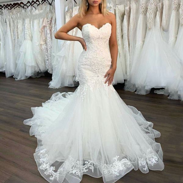 vintage lace mermaid wedding dress 2021 sweetheart neck backless white bridal gowns sweep train france lace marriage gowns plus size
vintage lace mermaid wedding dress 2021 sweetheart neck backless white bridal gowns sweep train france lace marriage gowns plus size