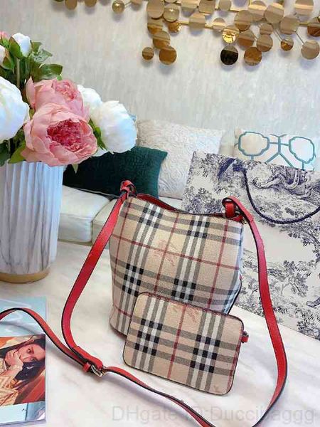 women's single shoulder bag classic trend soft and delicate trellis large capacity bucket bag 8zar df2w r31n
women's single shoulder bag classic trend soft and delicate trellis large capacity bucket bag 8zar df2w r31n