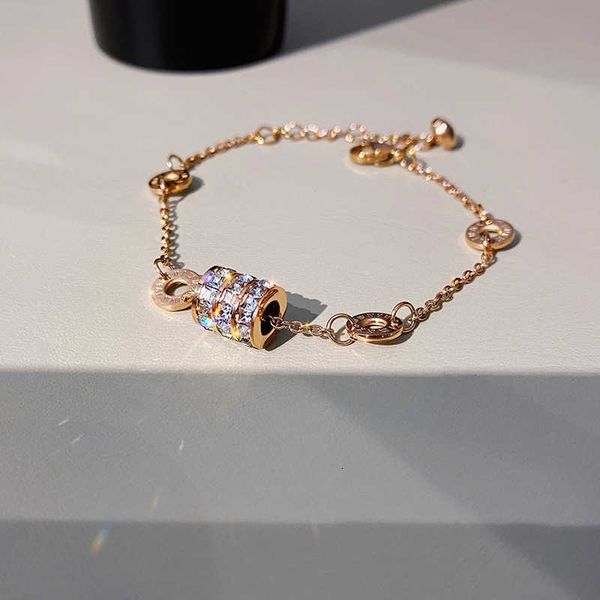 high-grade light luxury steel colorfast roman digital small waist bracelet, Golden;silver
high-grade light luxury steel colorfast roman digital small waist bracelet, Golden;silver
