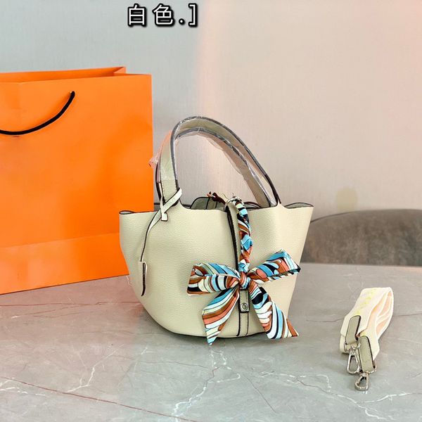 factory outlet design bag new 2021 chaocai basket women's togo bucket simple net red handbag
factory outlet design bag new 2021 chaocai basket women's togo bucket simple net red handbag