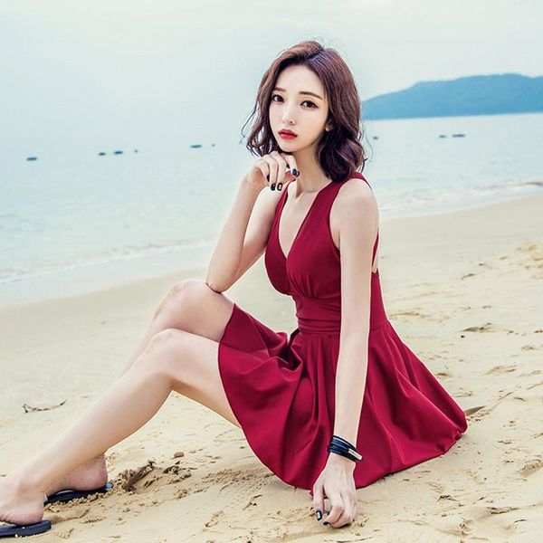 nodelay solid color one piece swimsuit women 2021 slim skirt swimwear female push up bathing suits v-neck spa swimming suit
nodelay solid color one piece swimsuit women 2021 slim skirt swimwear female push up bathing suits v-neck spa swimming suit