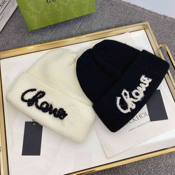 correct version with wool early autumn new small fragrance hat pearl knitted cold wardrobe accessories, Blue;gray
correct version with wool early autumn new small fragrance hat pearl knitted cold wardrobe accessories, Blue;gray
