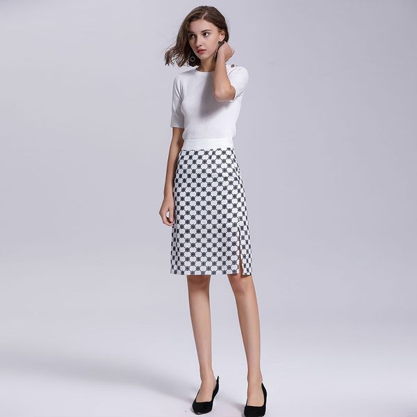 new fashion 2021 summer party workplace knit short sleeve print slim fit half skirt vintage elegant chic women's sets jkka, Black;gray
new fashion 2021 summer party workplace knit short sleeve print slim fit half skirt vintage elegant chic women's sets jkka, Black;gray