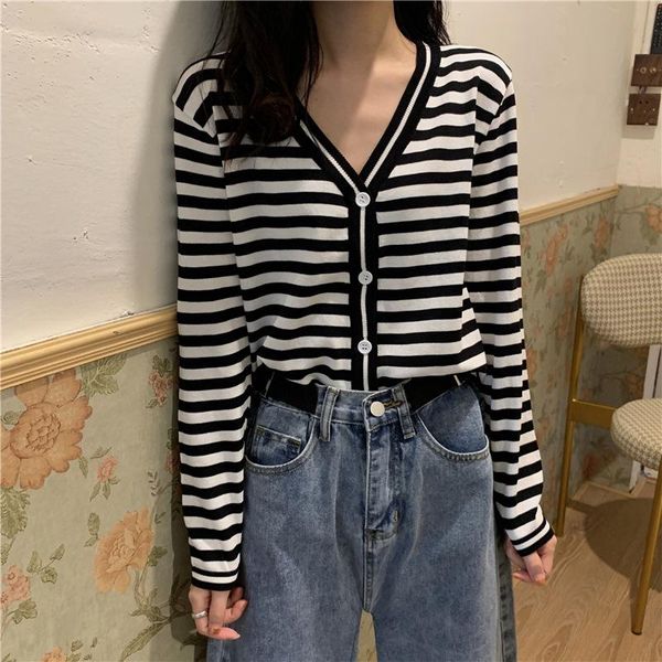 women's knits & tees women knitted striped sweater jacket autumn loose long sleeved short thin cardigan v neck solid female, White
women's knits & tees women knitted striped sweater jacket autumn loose long sleeved short thin cardigan v neck solid female, White