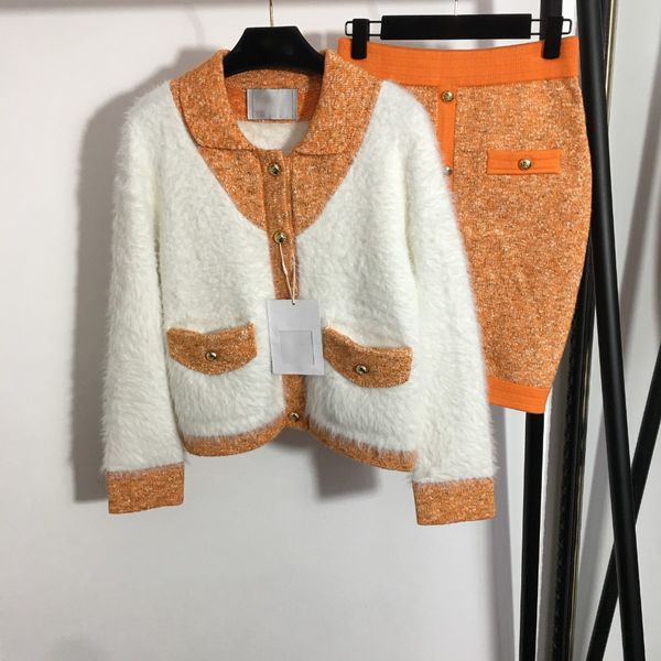 designer women two piece pants knitted color-blocking double-pocket bright silk blended lapel long-sleeved plush cardigan jacket coat + high, White
designer women two piece pants knitted color-blocking double-pocket bright silk blended lapel long-sleeved plush cardigan jacket coat + high, White