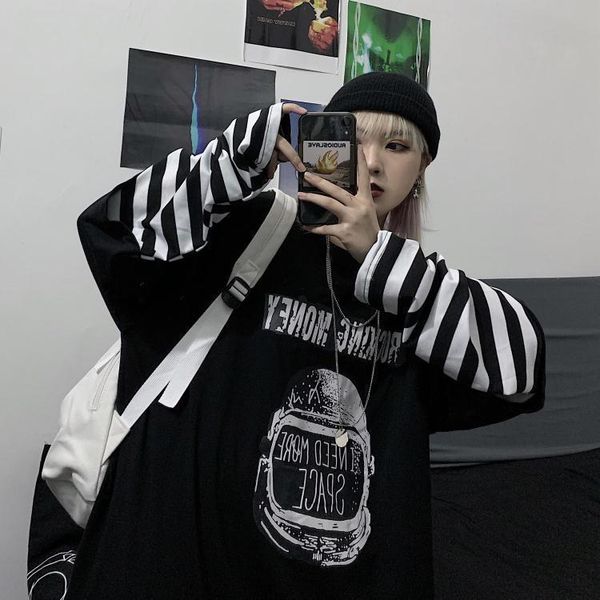 fall 2021 new fun t-shirt fake two-piece striped long-sleeved street style casual oversized hip hop top, Black
fall 2021 new fun t-shirt fake two-piece striped long-sleeved street style casual oversized hip hop top, Black
