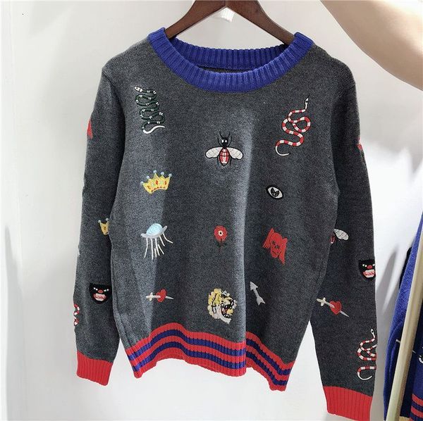 2021 new embroidered gray sweater for the woman autumn winter luxury designer female jumper indie jersey funk clothes eu2i, White;black
2021 new embroidered gray sweater for the woman autumn winter luxury designer female jumper indie jersey funk clothes eu2i, White;black