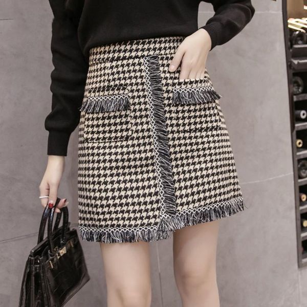 skirts hanyiren woolen high waist plaid tassel mini vintage skirt 2021 autumn winter elegant zipper pocket pencil femininas, Black
skirts hanyiren woolen high waist plaid tassel mini vintage skirt 2021 autumn winter elegant zipper pocket pencil femininas, Black