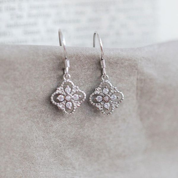 dangle & chandelier yc3264e s925 silver fashion delicacy lucky flower hollow out earrings girl's gift party banquet women's jewelr
dangle & chandelier yc3264e s925 silver fashion delicacy lucky flower hollow out earrings girl's gift party banquet women's jewelr