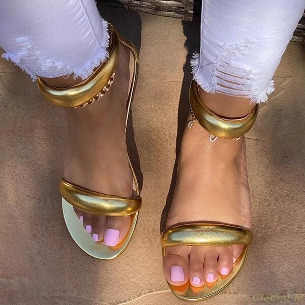 slippers 2021 women's shoes plus size sandals rear zipper flat one word outdoor wild beach metal leather ms banquet, Black
slippers 2021 women's shoes plus size sandals rear zipper flat one word outdoor wild beach metal leather ms banquet, Black