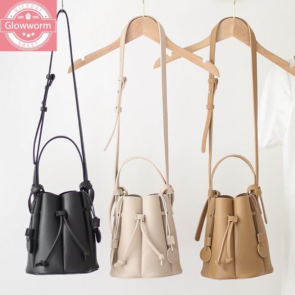vintage ruched drawstring bucket bag for women designer handbags luxury pu leather shoulder crossbody bags lady composite purses
vintage ruched drawstring bucket bag for women designer handbags luxury pu leather shoulder crossbody bags lady composite purses