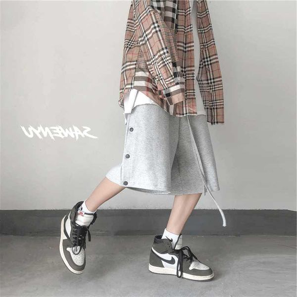 men's pants summer hip hop casual sports shorts fashion brand ins wear lovers 5-point versatile loose, Black
men's pants summer hip hop casual sports shorts fashion brand ins wear lovers 5-point versatile loose, Black