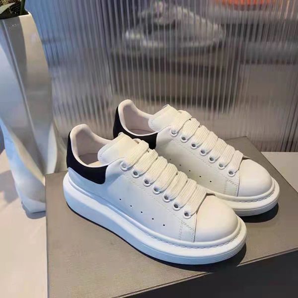 casual shoe fashion shoe designer little white shoes leather lace up platform campus sole sneaker black mens womens luxury jogging velvet su
casual shoe fashion shoe designer little white shoes leather lace up platform campus sole sneaker black mens womens luxury jogging velvet su
