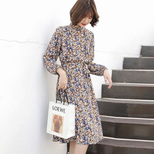 casual dresses vintage chiffon floral printed dress autumn stand collar long sleeve high waist belt pleated midi for women, Black;gray
casual dresses vintage chiffon floral printed dress autumn stand collar long sleeve high waist belt pleated midi for women, Black;gray