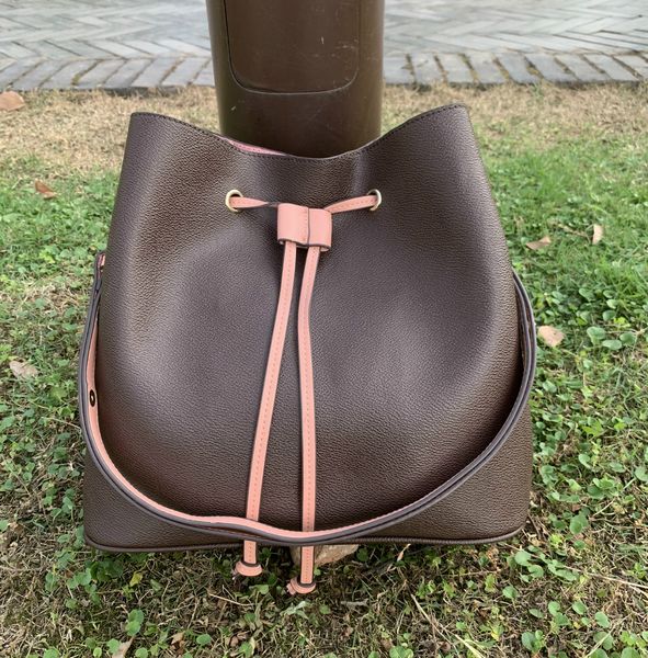 2020 new women shoulder bags leather old flower bucket bag drawstring handbags cross body purse445
2020 new women shoulder bags leather old flower bucket bag drawstring handbags cross body purse445